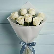 Букет 7 Белых роз Эдлесс Лав в Атажукино