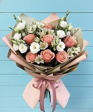 Букет цветов из:  Розы, Альстромерии и Лизиантусы в Атажукино