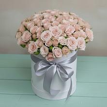 Цветочная композиция из Розы в шляпной коробке в Атажукино