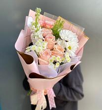 Букет цветов из:  Хризантемы и Розы в Атажукино