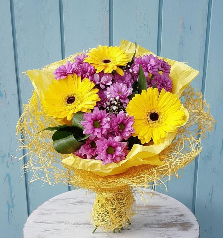 Букет цветов из: Хризантемы и Герберы в Атажукино