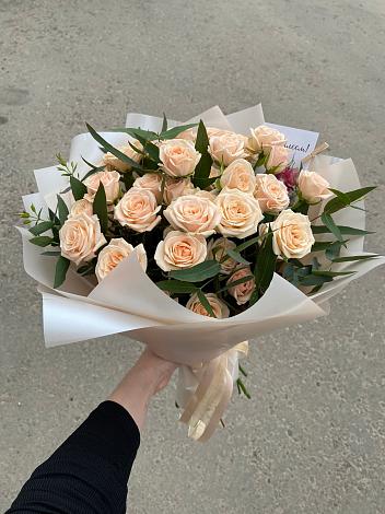 Букет Кремовые розы Латте в Атажукино