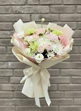 Букет цветов из:  Гвоздики, Розы, Лизиантусы и Хризантемы в Атажукино