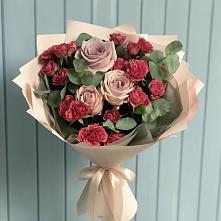 Букет цветов из:  Гвоздики и Розы в Атажукино