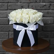 Цветочная композиция из Розы в шляпной коробке #REPLACE_PRED# Атажукино